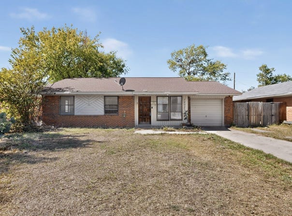 1207 Lorraine Lane, Mesquite, TX 75149