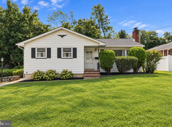 258 FORSGATE Drive, JAMESBURG, NJ 08831