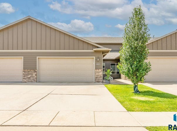 4403 W Shipton St, Sioux Falls, SD 57108