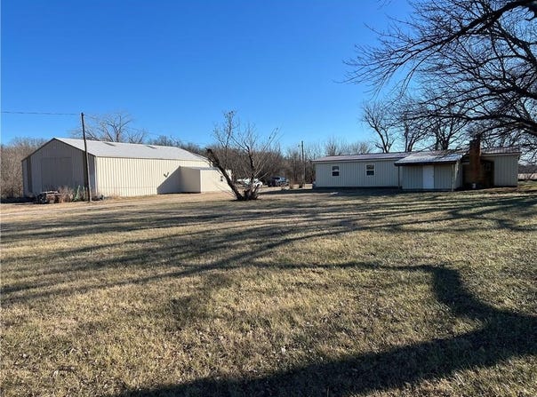 22255 170th Road, Walnut, KS 66780