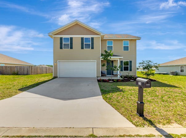 756 Graysen Lane, DeFuniak Springs, FL 32435