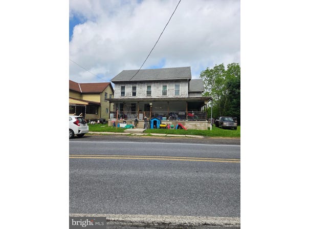 102 MAIN STREET, KLINGERSTOWN, PA 17941
