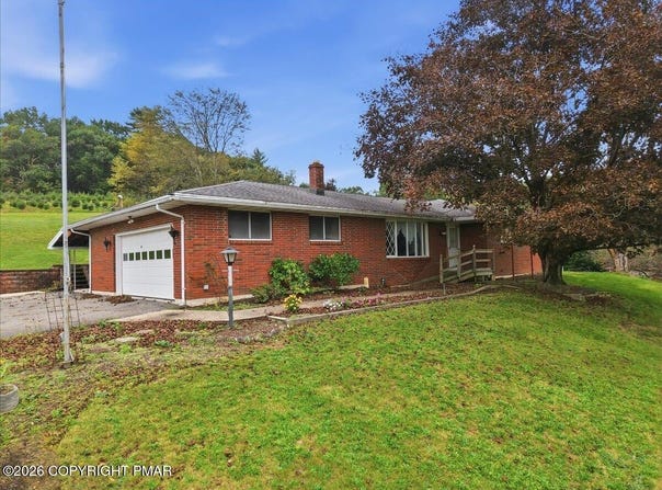 183 Hemlock Drive, Lehighton, PA 18235
