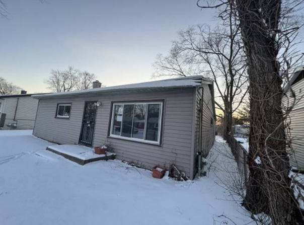 15516 Honore Ave, Harvey, IL 60426