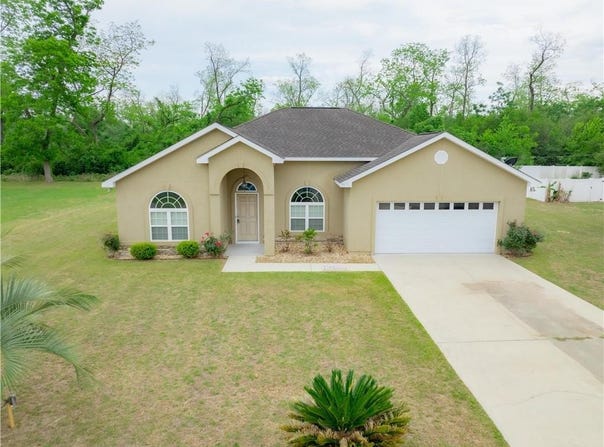 3475 Moore Street, Blackshear, GA 31516