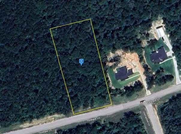 101 Feldspar Lane, Huntsville, TX 77340