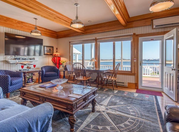 47 E Chop Drive unit: #1, Oak Bluffs, MA 02557