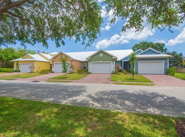 1805 Bridgepointe Circle, Vero Beach, FL 32967