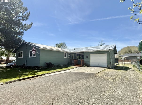 610 NW BRIDGE St, JohnDay, OR 97845