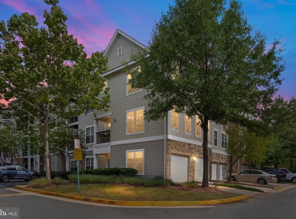 13379 CONNOR DR #T, CENTREVILLE, VA 20120