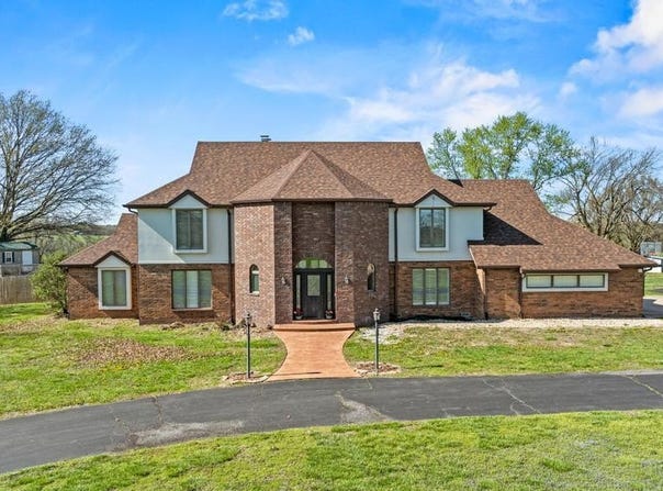 801 Stearman Drive, Monett, MO 65708