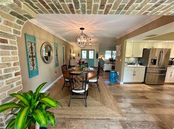 107 Round Key, NAPLES, FL 34112