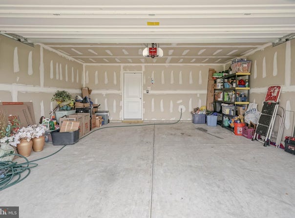 33 EISENHOWER DRIVE, BRIDGETON, NJ 08302