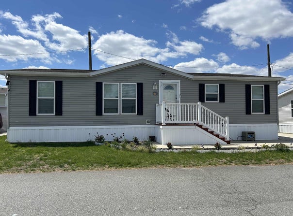 7 Stanton, Egg Harbor Township, NJ 08234