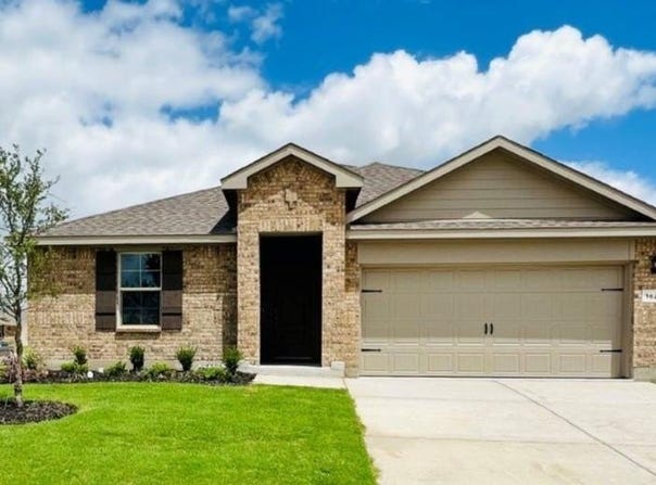 1628 MARSH Street, Cleburne, TX 76033