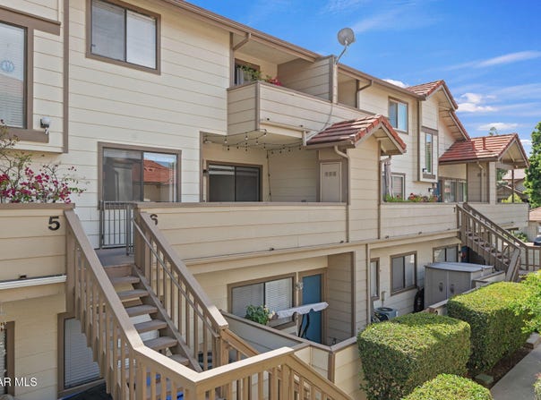 98 Maegan Place, Thousand Oaks, CA 91362