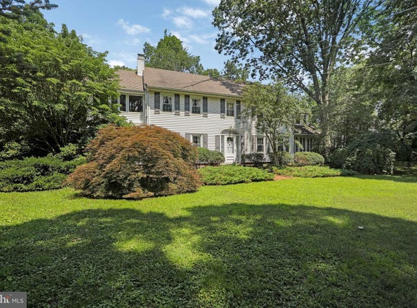 867 ROUTE 40, PILESGROVE TOWNSHIP, NJ 08098