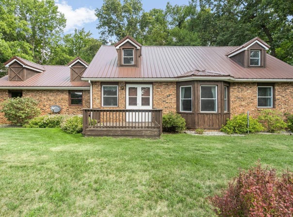 10281 County Road 4, Middlebury, IN 46540