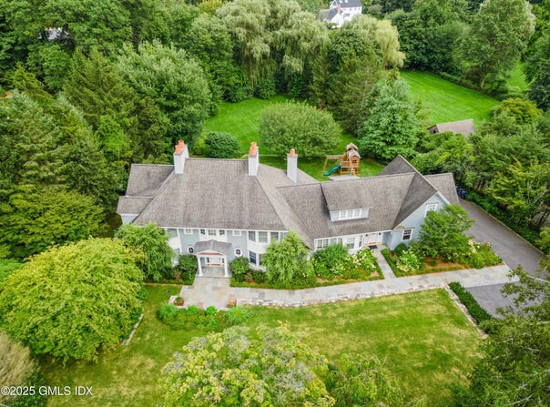 2 Sparrow Lane, Greenwich, CT 06830