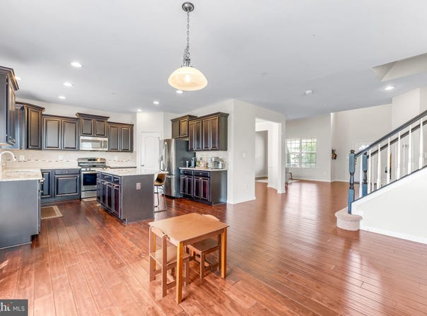 11167 SAINT CHRISTOPHER DRIVE, WHITE PLAINS, MD 20695