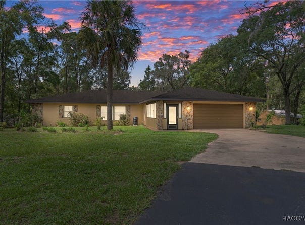 1879 Forest Drive, Inverness, FL 34453