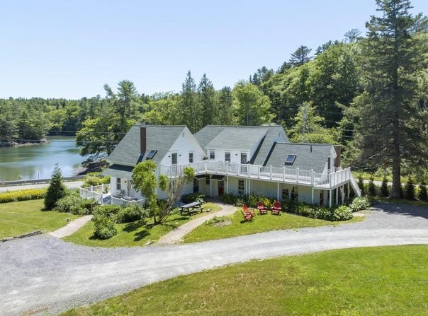 41 Hendricks Hill Road, Southport, ME 04576