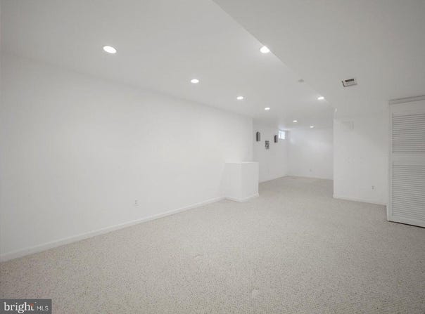 1721 DEARBOUGHT DRIVE, FREDERICK, MD 21701