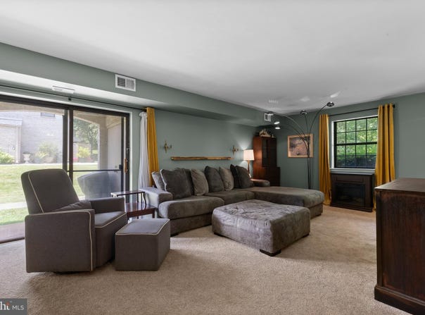 171 PROVIDENCE FORGE ROAD, ROYERSFORD, PA 19468