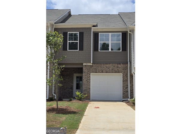 2812 Lillian, Douglasville, GA 30135