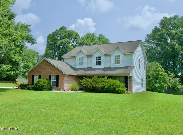1234 N Wingate Way, Maryville, TN 37803