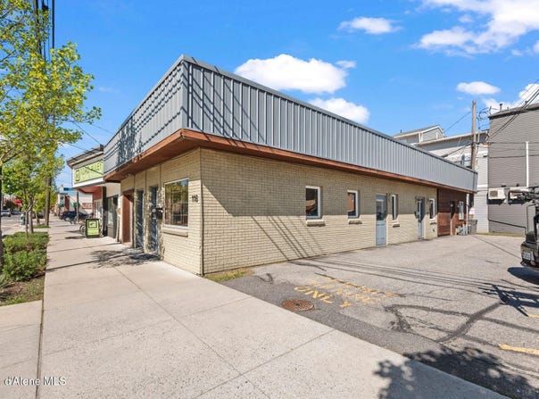 116 N 2nd Ave, Sandpoint, ID 83864