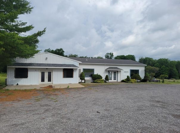 247 Gilmore Dr, Seneca, PA 16346
