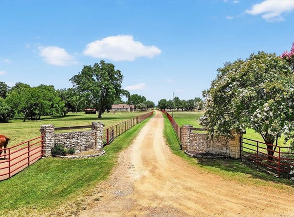 1717 Batey Road, Collinsville, TX 76233