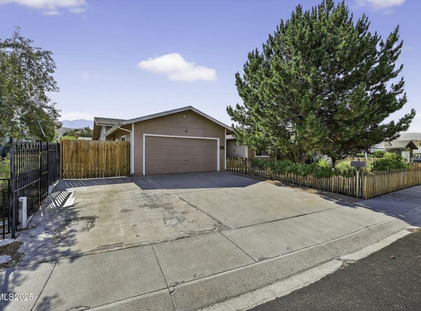 3354 Vista Grande Boulevard, Carson City, NV 89705