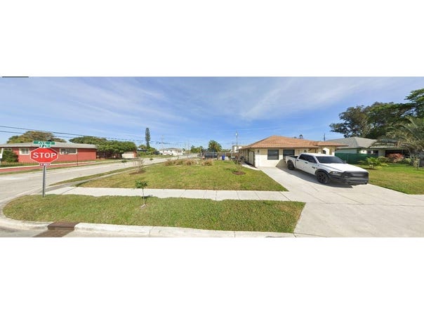 W 6TH STREET, RIVIERA BEACH, FL 33404