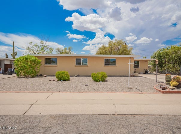 1101 W Navajo Street, Tucson, AZ 85705