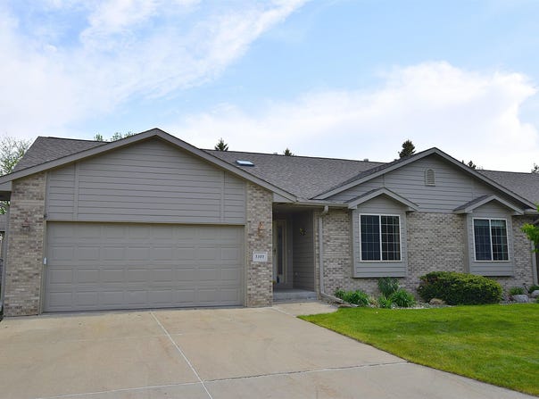 5305 W Sunnydale Pl, Sioux Falls, SD 57106