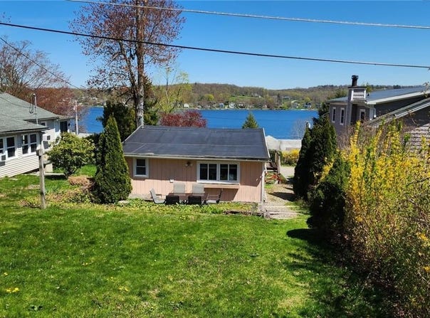 31 Lakeside Drive, North Salem, NY 10560