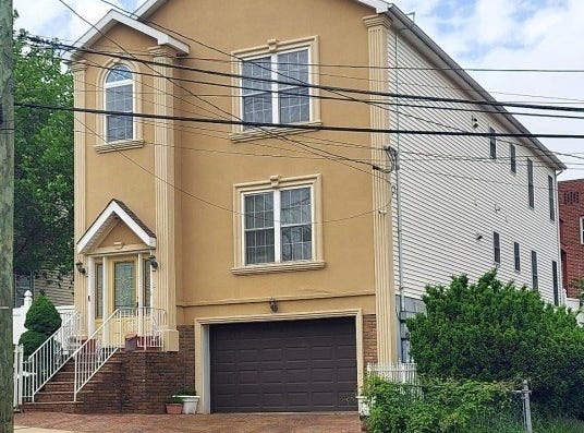 547 11Th Ave, Paterson City, NJ 07514-1433