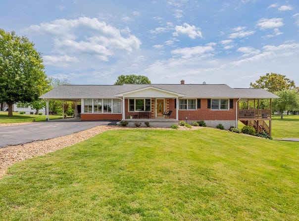 1910 Fifth Street, Radford, VA 24141