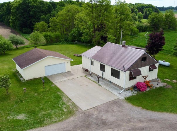 W7195 CLAY RD, Antigo, WI 54409