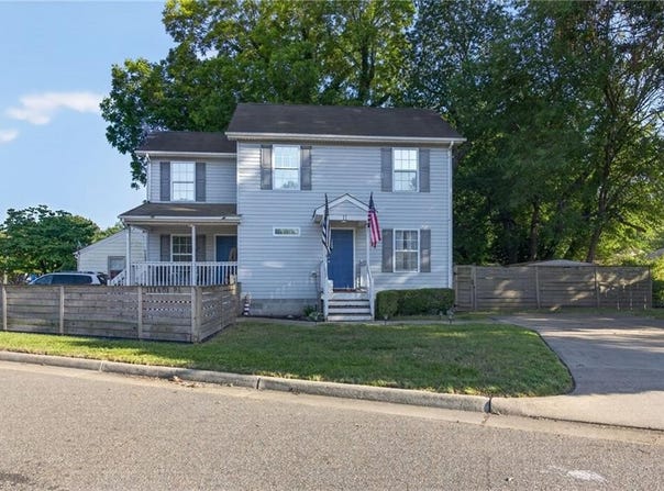 11 Knox Place, Hampton, VA 23669