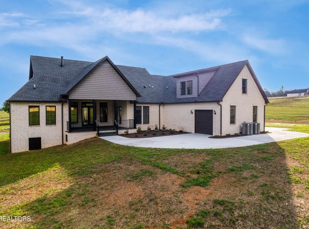 1014 Herbert Drive, Greenback, TN 37742
