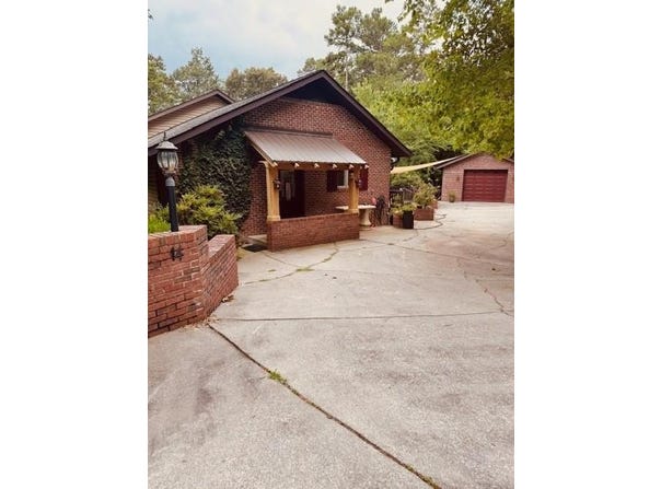 14 Warwick Way SE, Rome, GA 30161