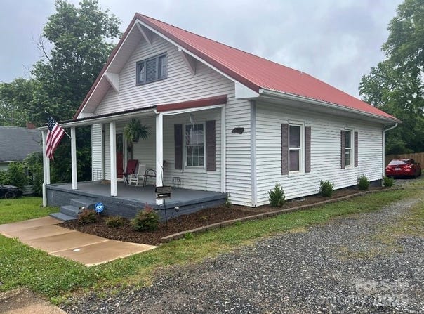 23 Pearl Street, Granite Falls, NC 28630