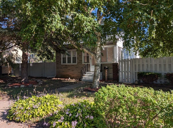 40 W BENSON Street, Ecorse, MI 48229