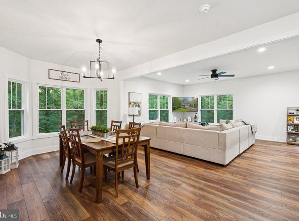 10042 NATURAL GRASS WAY, KING GEORGE, VA 22485