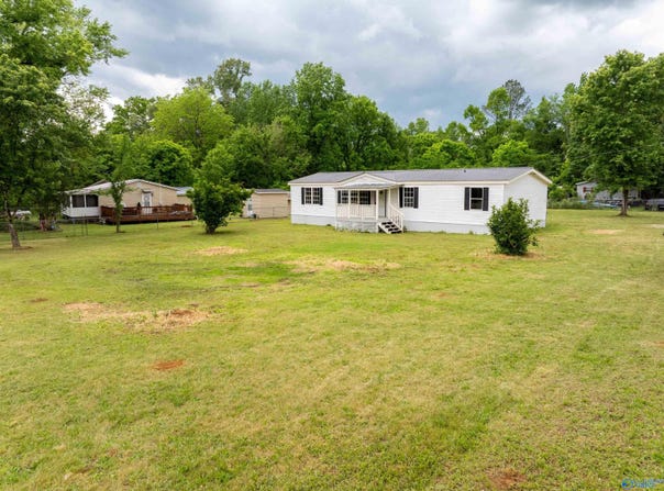 11 Whitaker Drive, Grant, AL 35747