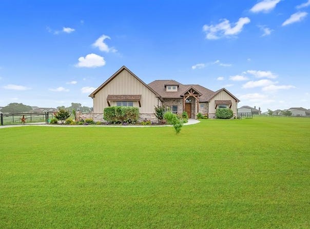 134 Southern Court, Springtown, TX 76082