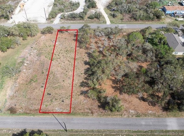 1119 San Antonio St, ROCKPORT, TX 78382